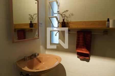 Lavabo de apartamento à venda com 2 quartos, 108m² em Cerqueira César, São Paulo