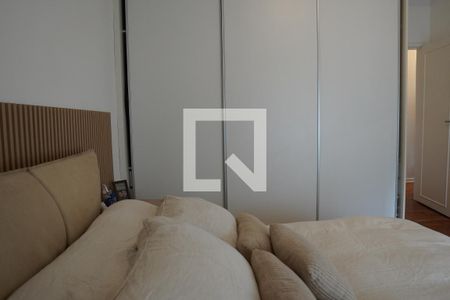 Quarto de apartamento à venda com 2 quartos, 108m² em Cerqueira César, São Paulo