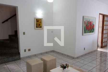 SALA de casa para alugar com 3 quartos, 300m² em Jardim Santa Genebra, Campinas