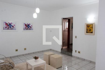 SALA de casa para alugar com 3 quartos, 300m² em Jardim Santa Genebra, Campinas