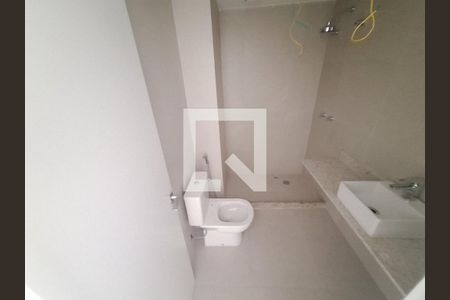 Banheiro de apartamento para alugar com 1 quarto, 63m² em Laranjeiras, Rio de Janeiro