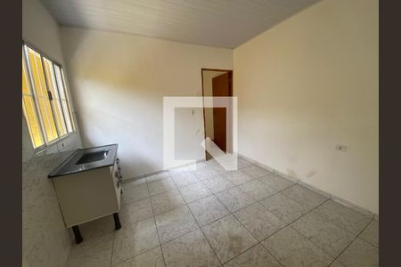 Sala / Cozinha de casa para alugar com 1 quarto, 80m² em Vila Alzira, Guarulhos