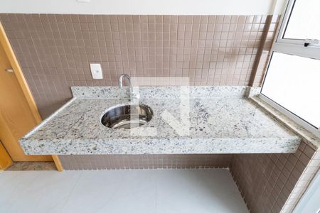 Sala/Cozinha de apartamento para alugar com 1 quarto, 35m² em Campo Grande, Rio de Janeiro