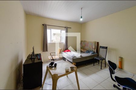 Quarto 1 de casa para alugar com 3 quartos, 140m² em Álvaro Camargos, Belo Horizonte