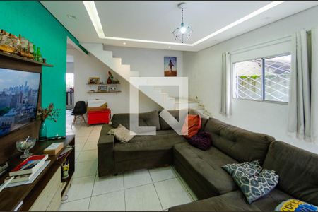 Sala de casa para alugar com 3 quartos, 140m² em Álvaro Camargos, Belo Horizonte