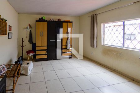 Quarto 2 de casa para alugar com 3 quartos, 140m² em Álvaro Camargos, Belo Horizonte