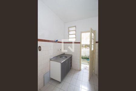 Sala/Cozinha de apartamento à venda com 1 quarto, 45m² em Azenha, Porto Alegre