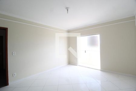 Sala de apartamento para alugar com 2 quartos, 61m² em Santa Mônica, Uberlândia