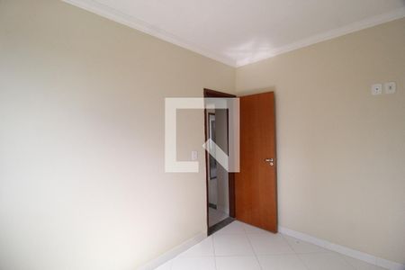 Quarto 1 de apartamento para alugar com 2 quartos, 61m² em Santa Mônica, Uberlândia