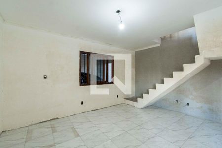 Sala de casa à venda com 5 quartos, 400m² em Rio Branco, Canoas