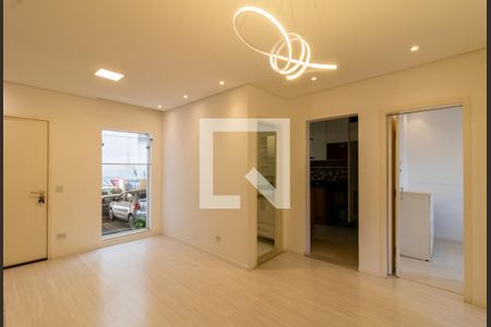 Sala de apartamento à venda com 2 quartos, 55m² em Parque Renato Maia, Guarulhos