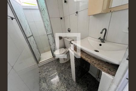 Banheiro de apartamento para alugar com 2 quartos, 50m² em Freguesia (jacarepaguá), Rio de Janeiro