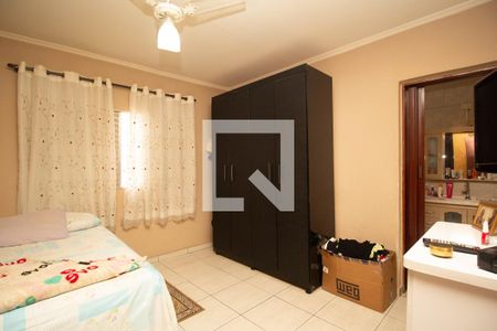 Quarto 1 - Suíte de casa à venda com 3 quartos, 200m² em Vila Barreto, São Paulo