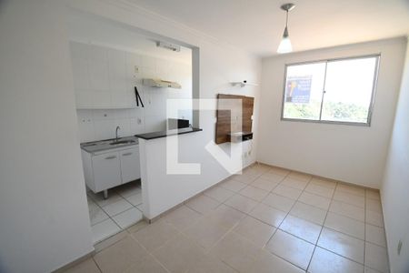 Sala de apartamento para alugar com 2 quartos, 45m² em Vila 31 de Março, Campinas