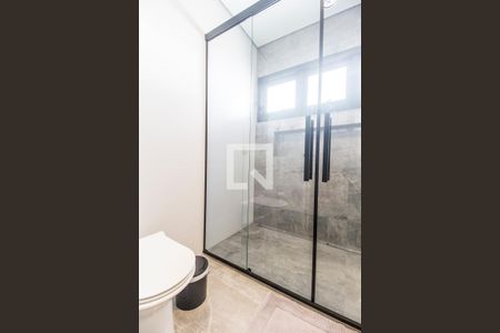 Casa de condomínio à venda com 380m², 3 quartos e 4 vagas Casa de condomínio à venda com 380m², 3 quartos e 4 vagasBanheiro da Suíte 3