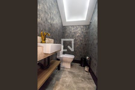 Casa de condomínio à venda com 380m², 3 quartos e 4 vagas Casa de condomínio à venda com 380m², 3 quartos e 4 vagasLavabo