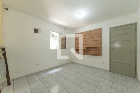 Quarto 1 de casa para alugar com 2 quartos, 62m² em Vila Fachini, São Paulo