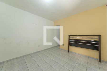 Quarto 1 de casa para alugar com 2 quartos, 62m² em Vila Fachini, São Paulo