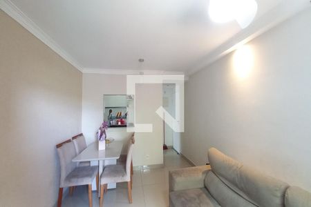 Sala de apartamento à venda com 3 quartos, 65m² em Jardim Ipaussurama, Campinas