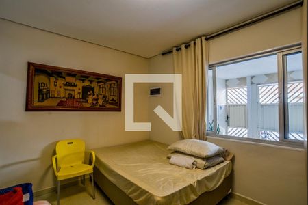 Sala de casa à venda com 2 quartos, 75m² em Jardim Ocara, Santo André