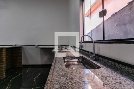 Cozinha de casa para alugar com 2 quartos, 100m² em Vila Natal, Mogi das Cruzes