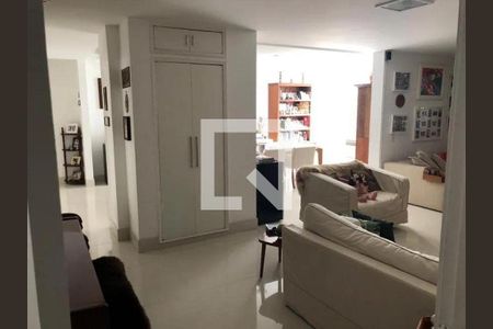 Apartamento à venda com 3 quartos, 200m² em Copacabana, Rio de Janeiro