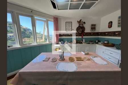 Casa de condomínio à venda com 816m², 4 quartos e 4 vagas