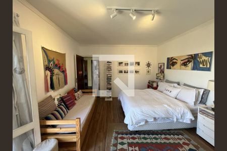 Casa de condomínio à venda com 816m², 4 quartos e 4 vagas