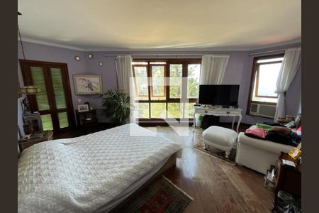 Casa de condomínio à venda com 816m², 4 quartos e 4 vagas