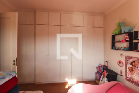 Apartamento à venda com 231m², 3 quartos e 2 vagas Apartamento à venda com 231m², 3 quartos e 2 vagasQuarto 2