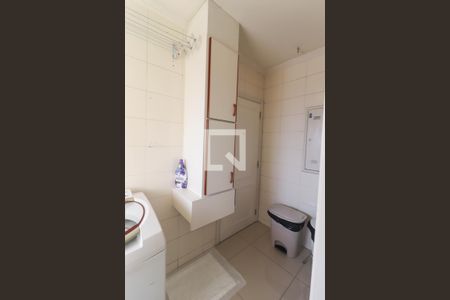 Apartamento à venda com 231m², 3 quartos e 2 vagas Apartamento à venda com 231m², 3 quartos e 2 vagasÁrea de Serviço