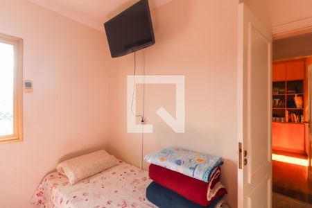 Apartamento à venda com 231m², 3 quartos e 2 vagas Apartamento à venda com 231m², 3 quartos e 2 vagasQuarto 2