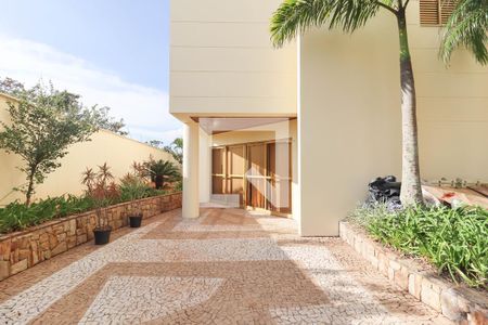 Apartamento à venda com 231m², 3 quartos e 2 vagas Apartamento à venda com 231m², 3 quartos e 2 vagasÁrea comum