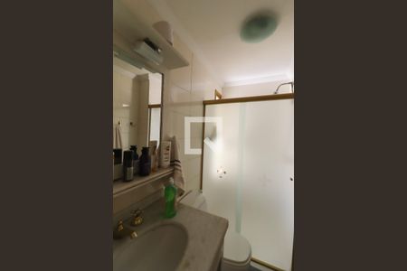 Apartamento à venda com 231m², 3 quartos e 2 vagas Apartamento à venda com 231m², 3 quartos e 2 vagasBanheiro