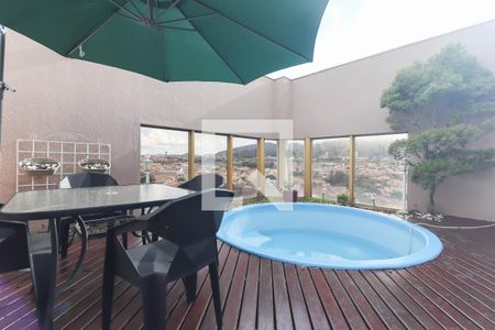 Apartamento à venda com 231m², 3 quartos e 2 vagas Apartamento à venda com 231m², 3 quartos e 2 vagasvaranda