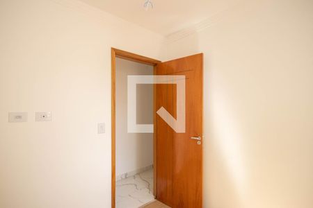 Quarto 1 de apartamento à venda com 2 quartos, 45m² em Vila Nivi, São Paulo