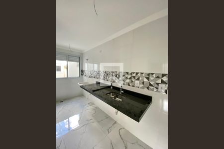 Cozinha de apartamento à venda com 2 quartos, 45m² em Vila Nivi, São Paulo