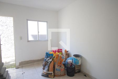 Sala de casa para alugar com 2 quartos, 60m² em Rocha, São Gonçalo