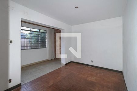 Suíte  de casa à venda com 4 quartos, 320m² em Padre Eustáquio, Belo Horizonte