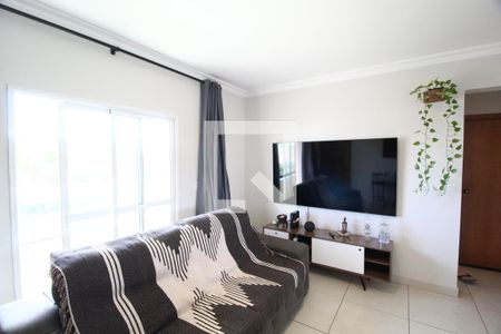 Sala de apartamento para alugar com 2 quartos, 64m² em Santa Mônica, Uberlândia