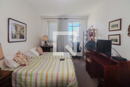 Quarto 1 de apartamento para alugar com 4 quartos, 194m² em Independência, Porto Alegre