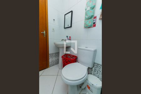 Casa de condomínio à venda com 80m², 3 quartos e 1 vaga Casa de condomínio à venda com 80m², 3 quartos e 1 vagaBanheiro da suíte 2