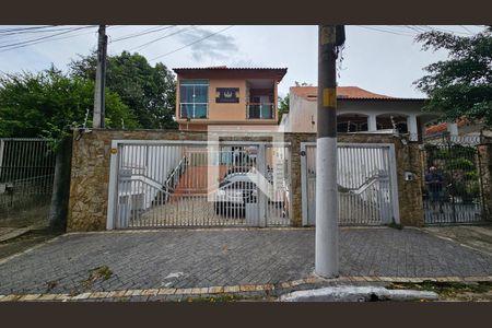 Casa de condomínio à venda com 80m², 3 quartos e 1 vaga Casa de condomínio à venda com 80m², 3 quartos e 1 vagaFachada