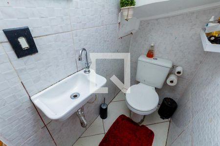 Casa de condomínio à venda com 80m², 3 quartos e 1 vaga Casa de condomínio à venda com 80m², 3 quartos e 1 vagaBanheiro 1