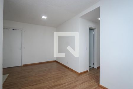 Sala de apartamento para alugar com 2 quartos, 43m² em Jardim Monte Alegre, Taboão da Serra