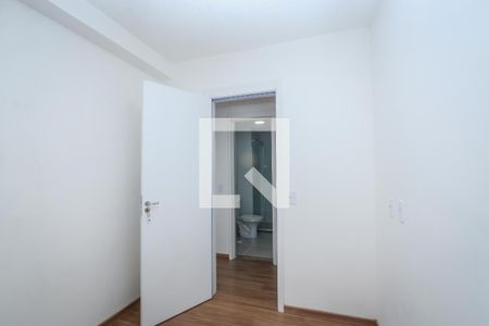 Quarto de apartamento para alugar com 2 quartos, 43m² em Jardim Monte Alegre, Taboão da Serra