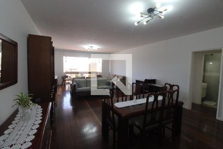 Sala de apartamento para alugar com 4 quartos, 165m² em Higienópolis, Rio de Janeiro