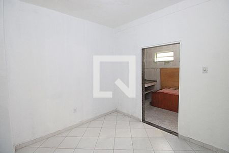 Sala 1 de casa para alugar com 2 quartos, 70m² em Osvaldo Cruz, Rio de Janeiro