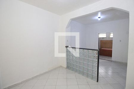 Sala 2 de casa para alugar com 2 quartos, 70m² em Osvaldo Cruz, Rio de Janeiro