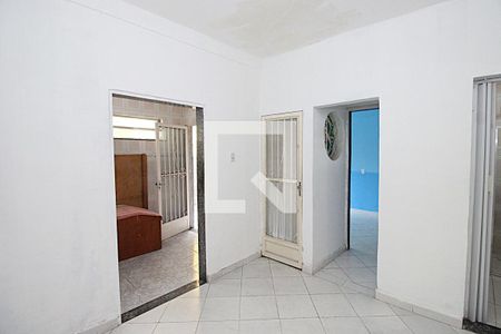 Sala 1 de casa para alugar com 2 quartos, 70m² em Osvaldo Cruz, Rio de Janeiro